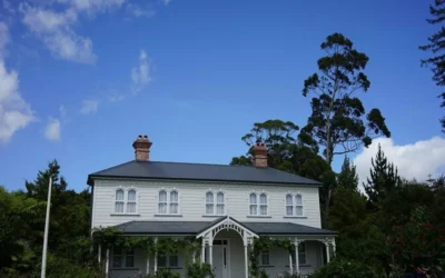 Short-Term Rentals in Pensacola: Rules, Profits & Risks